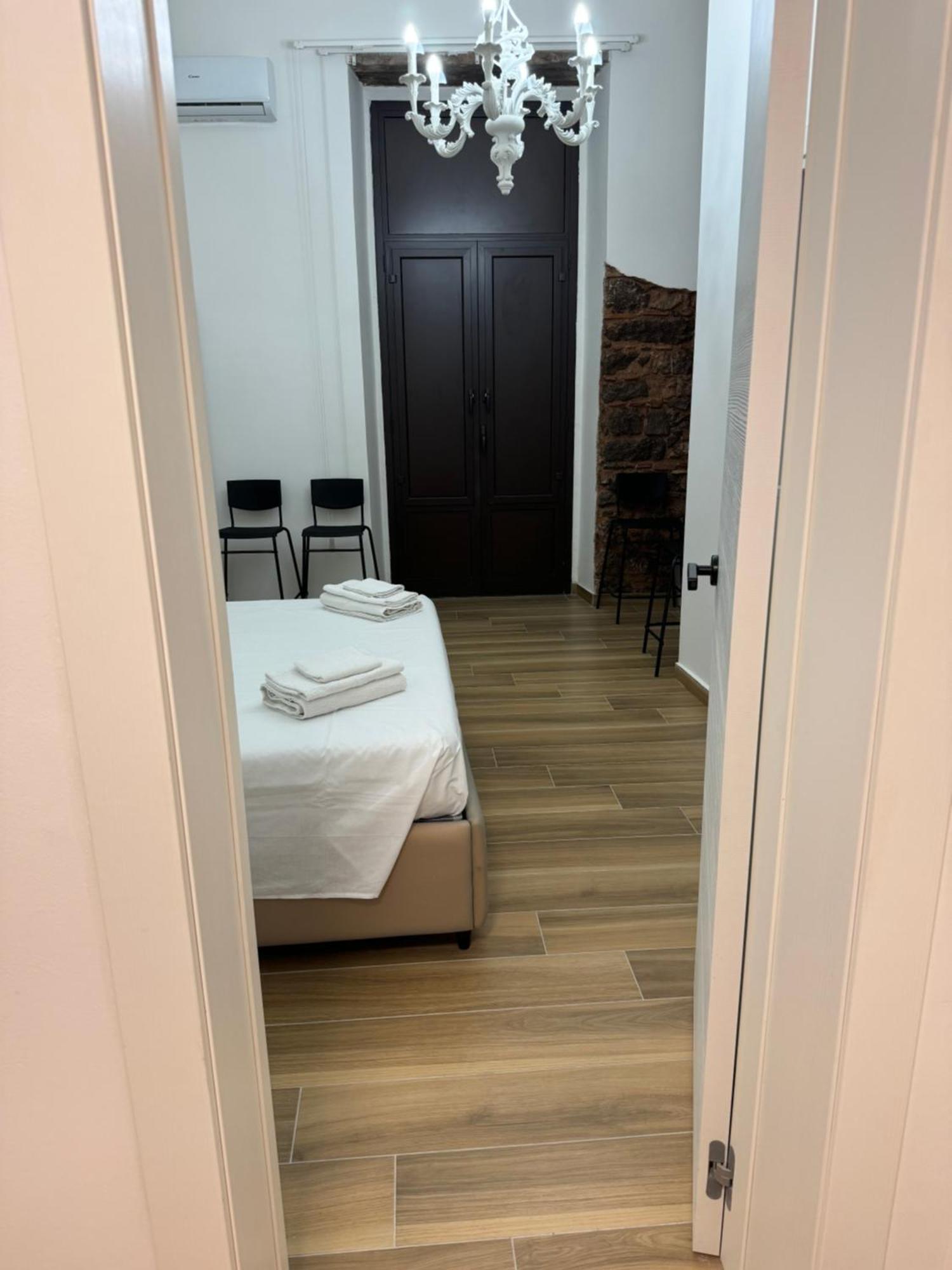 Bed and Breakfast Acquicella House Catania Esterno foto