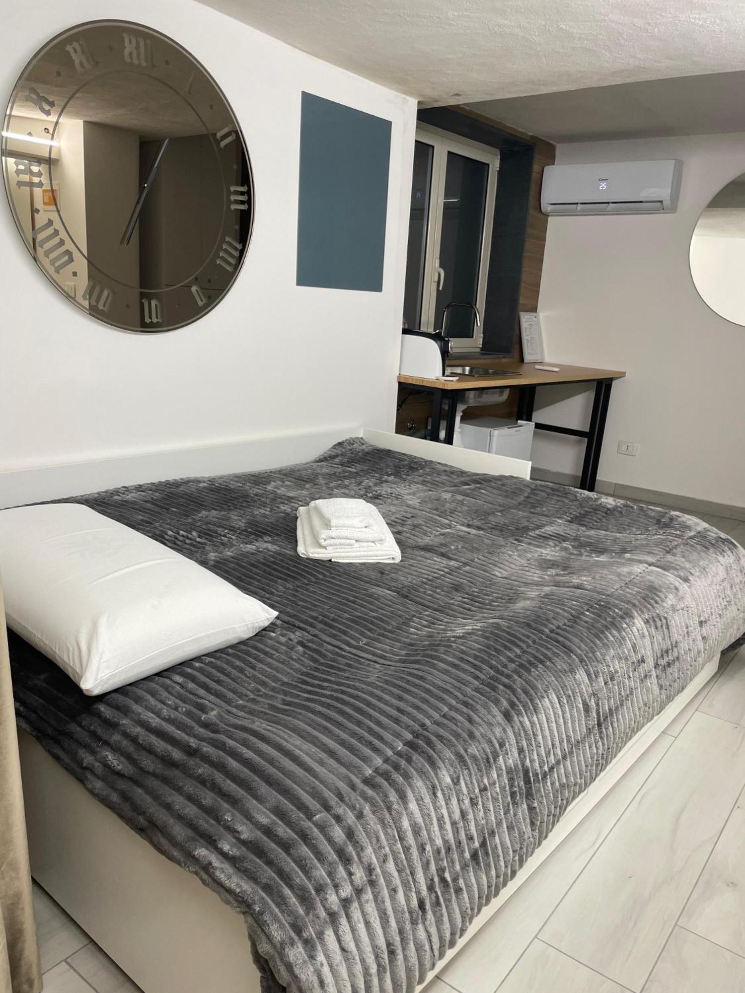 Bed and Breakfast Acquicella House Catania Esterno foto