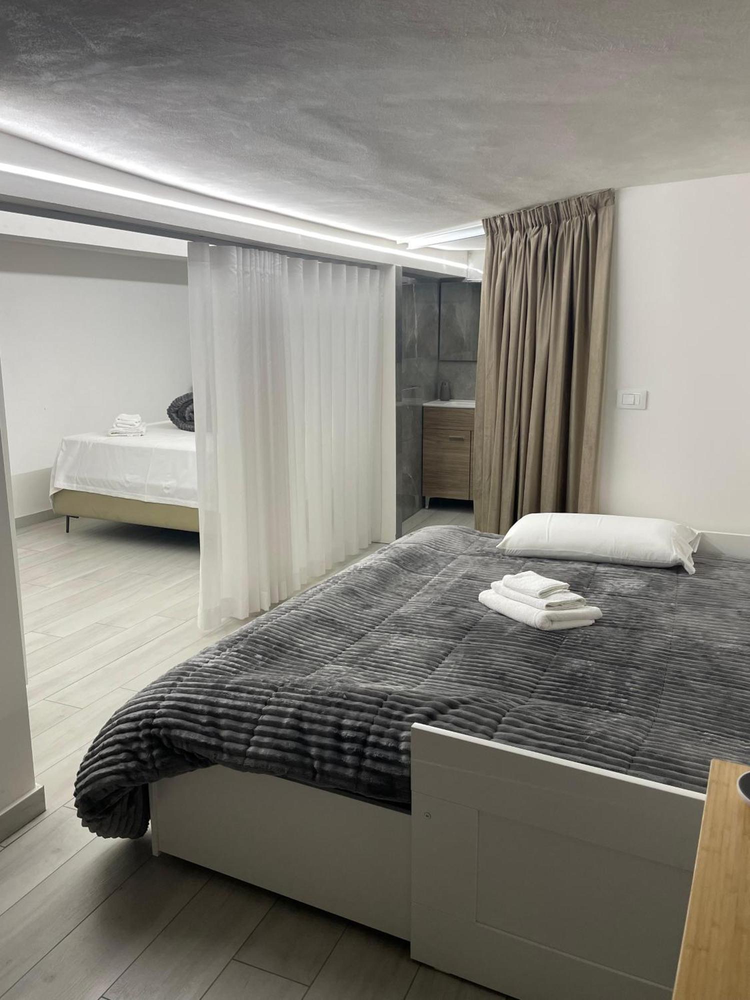 Bed and Breakfast Acquicella House Catania Esterno foto